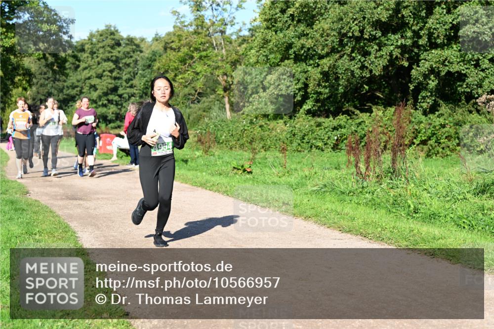 27.09.2026 - 35. Volkslauf durch das schöne Alstertal Dr. Thomas Lammeyer http://msf.ph/oto/10566957 27.09.2026 10:41:44 Laufen  meine-sportfotos.de