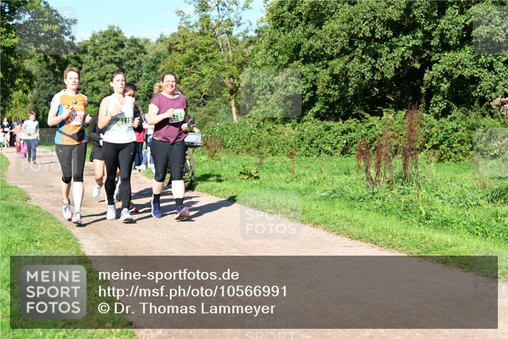 27.09.2026 - 35. Volkslauf durch das schöne Alstertal Dr. Thomas Lammeyer http://msf.ph/oto/10566991 27.09.2026 10:41:48 Laufen 4115 meine-sportfotos.de