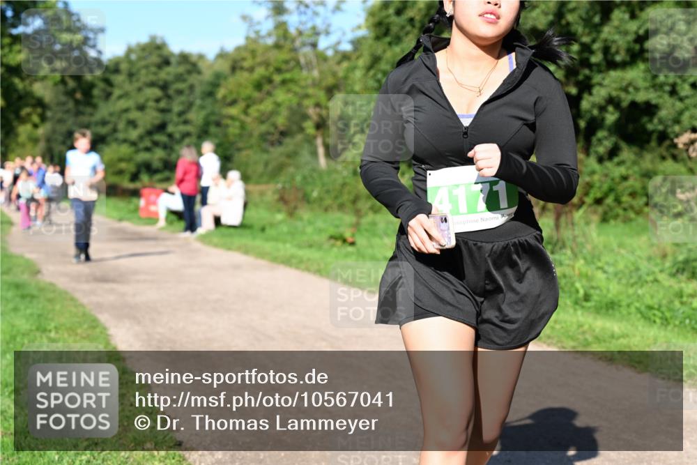 27.09.2026 - 35. Volkslauf durch das schöne Alstertal Dr. Thomas Lammeyer http://msf.ph/oto/10567041 27.09.2026 10:41:53 Laufen 4171, 0 meine-sportfotos.de