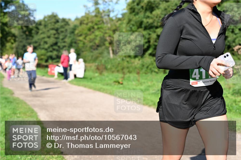 27.09.2026 - 35. Volkslauf durch das schöne Alstertal Dr. Thomas Lammeyer http://msf.ph/oto/10567043 27.09.2026 10:41:54 Laufen 41 meine-sportfotos.de