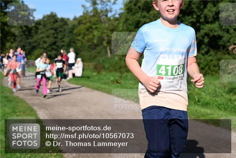 27.09.2026 - 35. Volkslauf durch das schöne Alstertal Dr. Thomas Lammeyer http://msf.ph/oto/10567073 27.09.2026 10:41:59 Laufen 10, 4108 meine-sportfotos.de