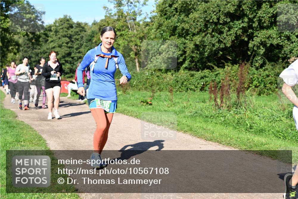 27.09.2026 - 35. Volkslauf durch das schöne Alstertal Dr. Thomas Lammeyer http://msf.ph/oto/10567108 27.09.2026 10:42:03 Laufen 423, 436 meine-sportfotos.de