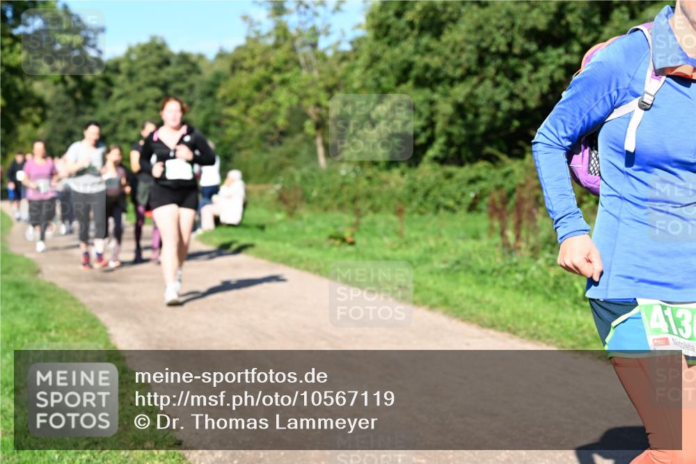 27.09.2026 - 35. Volkslauf durch das schöne Alstertal Dr. Thomas Lammeyer http://msf.ph/oto/10567119 27.09.2026 10:42:05 Laufen 413 meine-sportfotos.de