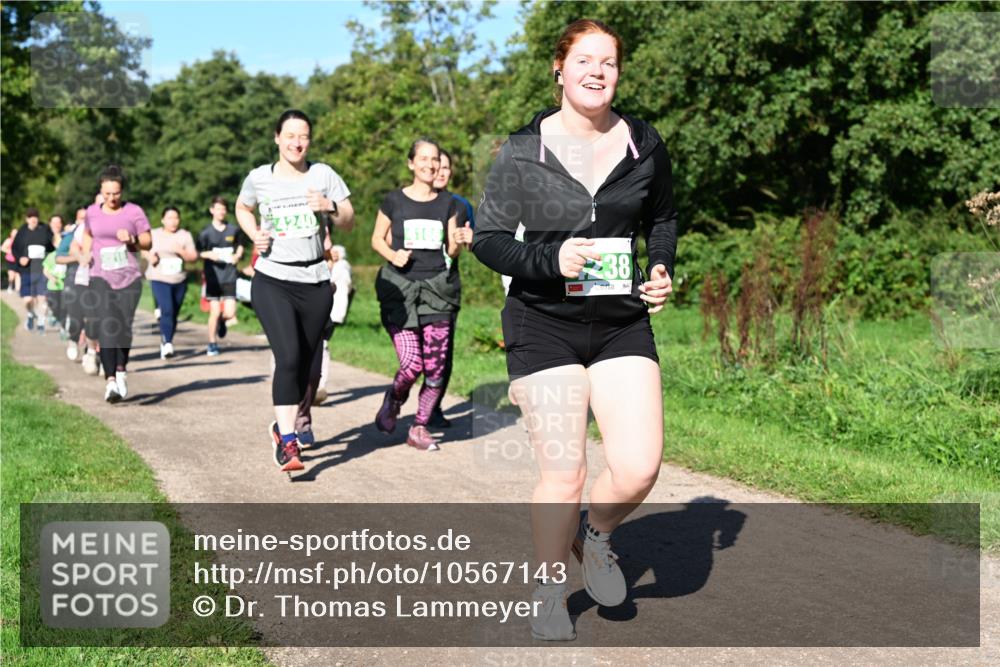 27.09.2026 - 35. Volkslauf durch das schöne Alstertal Dr. Thomas Lammeyer http://msf.ph/oto/10567143 27.09.2026 10:42:07 Laufen 38 meine-sportfotos.de