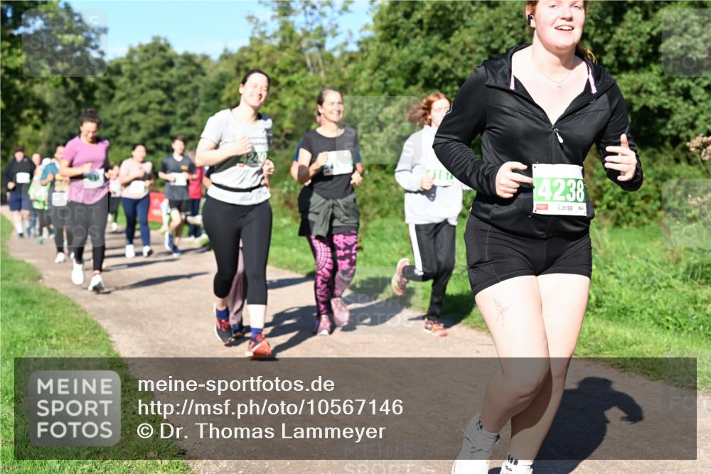 27.09.2026 - 35. Volkslauf durch das schöne Alstertal Dr. Thomas Lammeyer http://msf.ph/oto/10567146 27.09.2026 10:42:08 Laufen 4238 meine-sportfotos.de