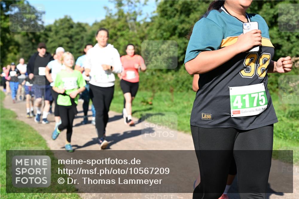 27.09.2026 - 35. Volkslauf durch das schöne Alstertal Dr. Thomas Lammeyer http://msf.ph/oto/10567209 27.09.2026 10:42:15 Laufen 198, 38, 4175 meine-sportfotos.de