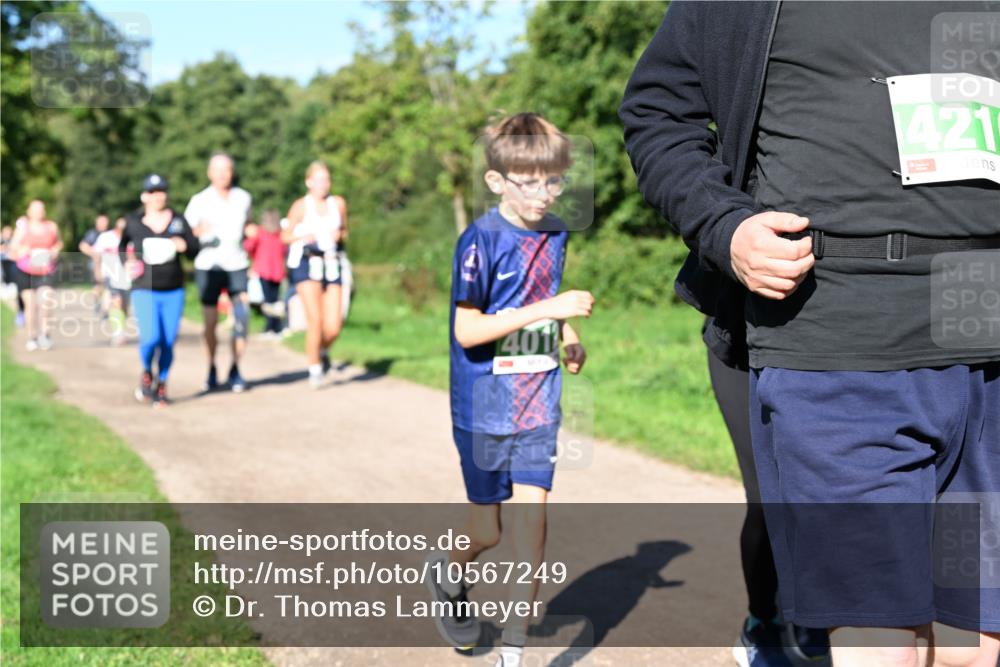 27.09.2026 - 35. Volkslauf durch das schöne Alstertal Dr. Thomas Lammeyer http://msf.ph/oto/10567249 27.09.2026 10:42:19 Laufen 421 meine-sportfotos.de