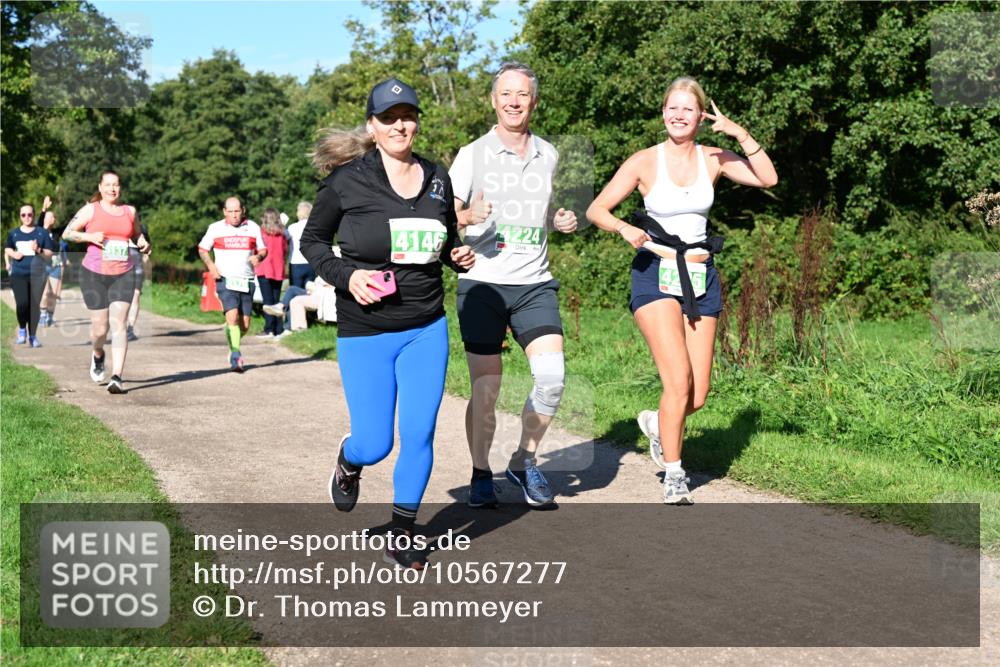 27.09.2026 - 35. Volkslauf durch das schöne Alstertal Dr. Thomas Lammeyer http://msf.ph/oto/10567277 27.09.2026 10:42:22 Laufen 137, 4146, 4224 meine-sportfotos.de