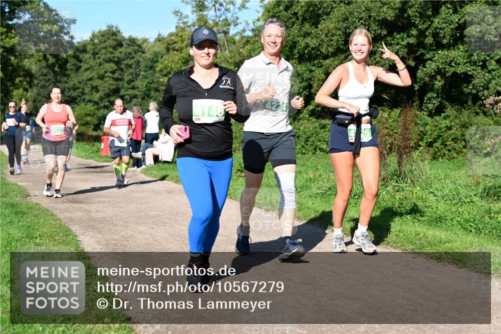 27.09.2026 - 35. Volkslauf durch das schöne Alstertal Dr. Thomas Lammeyer http://msf.ph/oto/10567279 27.09.2026 10:42:22 Laufen 137, 4146, 4224 meine-sportfotos.de