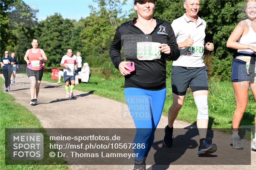 27.09.2026 - 35. Volkslauf durch das schöne Alstertal Dr. Thomas Lammeyer http://msf.ph/oto/10567286 27.09.2026 10:42:23 Laufen 4146, 4224, 3 meine-sportfotos.de