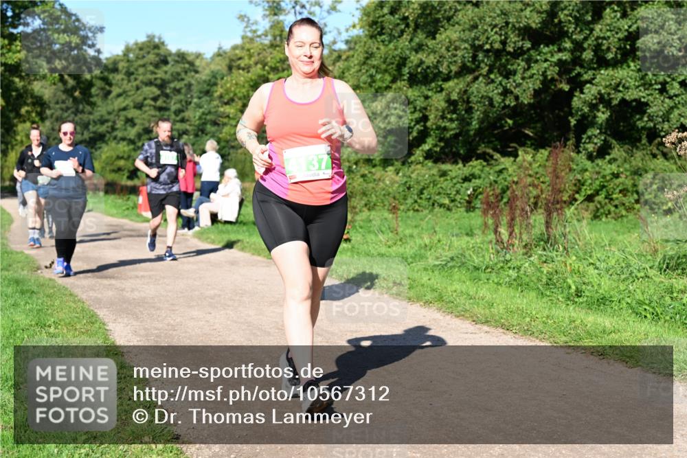 27.09.2026 - 35. Volkslauf durch das schöne Alstertal Dr. Thomas Lammeyer http://msf.ph/oto/10567312 27.09.2026 10:42:26 Laufen 4137 meine-sportfotos.de