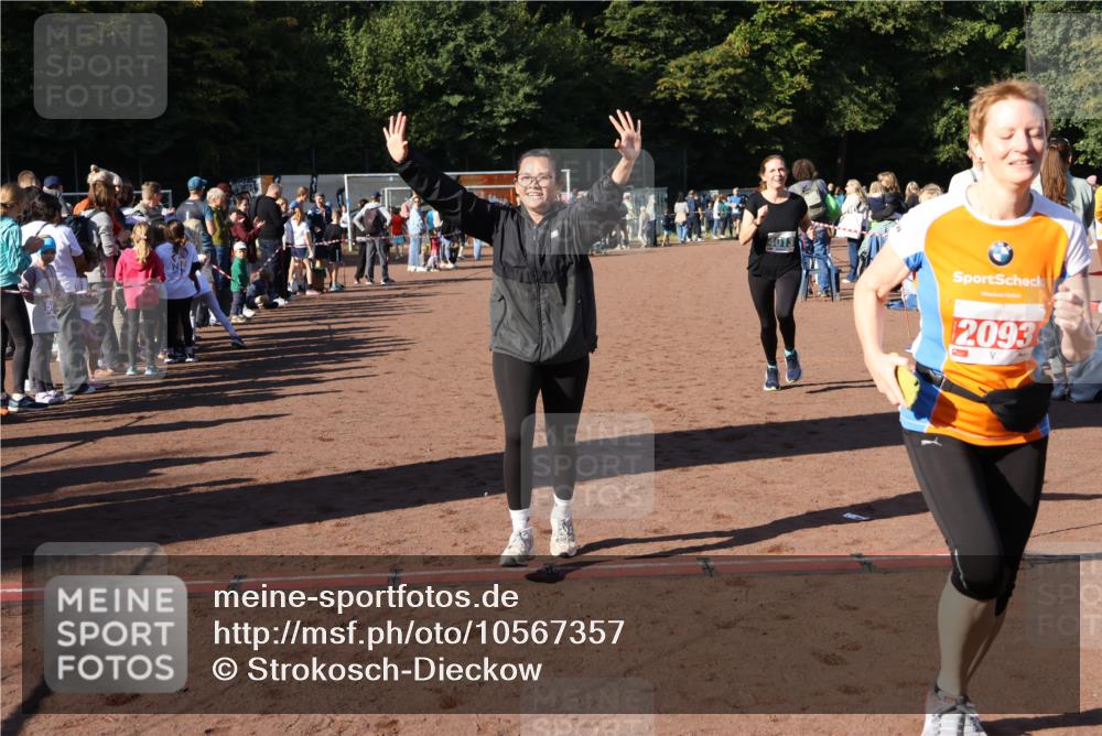 27.09.2026 - 35. Volkslauf durch das schöne Alstertal Strokosch-Dieckow http://msf.ph/oto/10567357 27.09.2026 11:01:19 Ziel 4013, 4173 meine-sportfotos.de