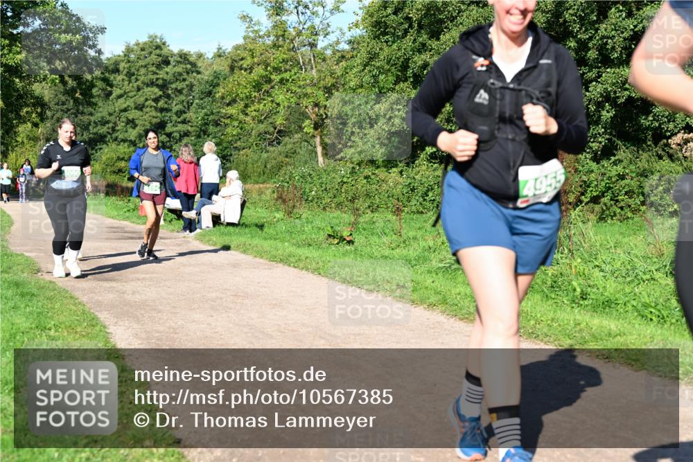 27.09.2026 - 35. Volkslauf durch das schöne Alstertal Dr. Thomas Lammeyer http://msf.ph/oto/10567385 27.09.2026 10:42:35 Laufen  meine-sportfotos.de