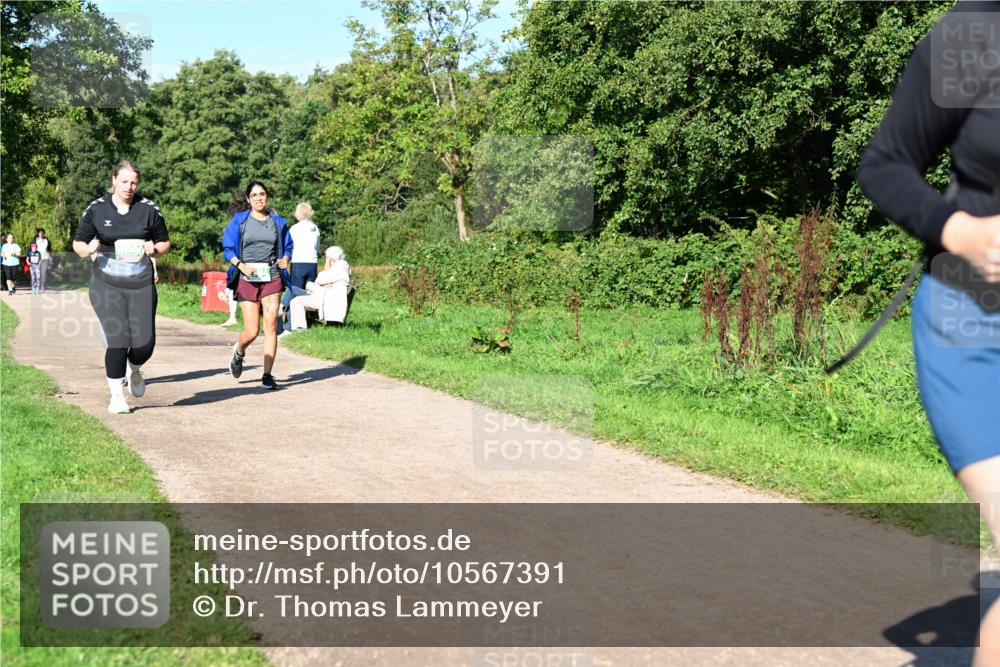27.09.2026 - 35. Volkslauf durch das schöne Alstertal Dr. Thomas Lammeyer http://msf.ph/oto/10567391 27.09.2026 10:42:36 Laufen  meine-sportfotos.de