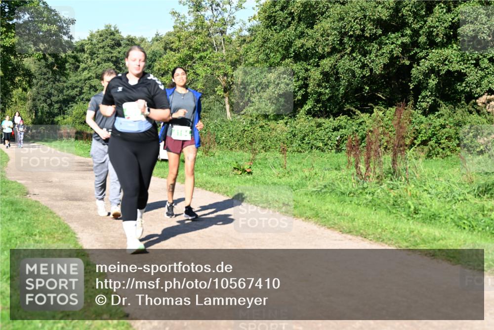 27.09.2026 - 35. Volkslauf durch das schöne Alstertal Dr. Thomas Lammeyer http://msf.ph/oto/10567410 27.09.2026 10:42:38 Laufen 4194 meine-sportfotos.de