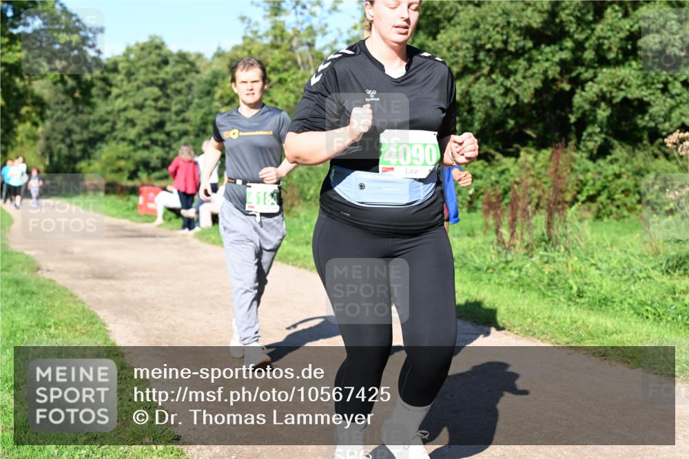27.09.2026 - 35. Volkslauf durch das schöne Alstertal Dr. Thomas Lammeyer http://msf.ph/oto/10567425 27.09.2026 10:42:39 Laufen 18, 4090 meine-sportfotos.de