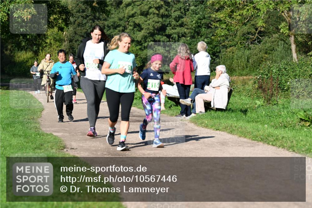 27.09.2026 - 35. Volkslauf durch das schöne Alstertal Dr. Thomas Lammeyer http://msf.ph/oto/10567446 27.09.2026 10:42:52 Laufen 68, 4086, 4156 meine-sportfotos.de
