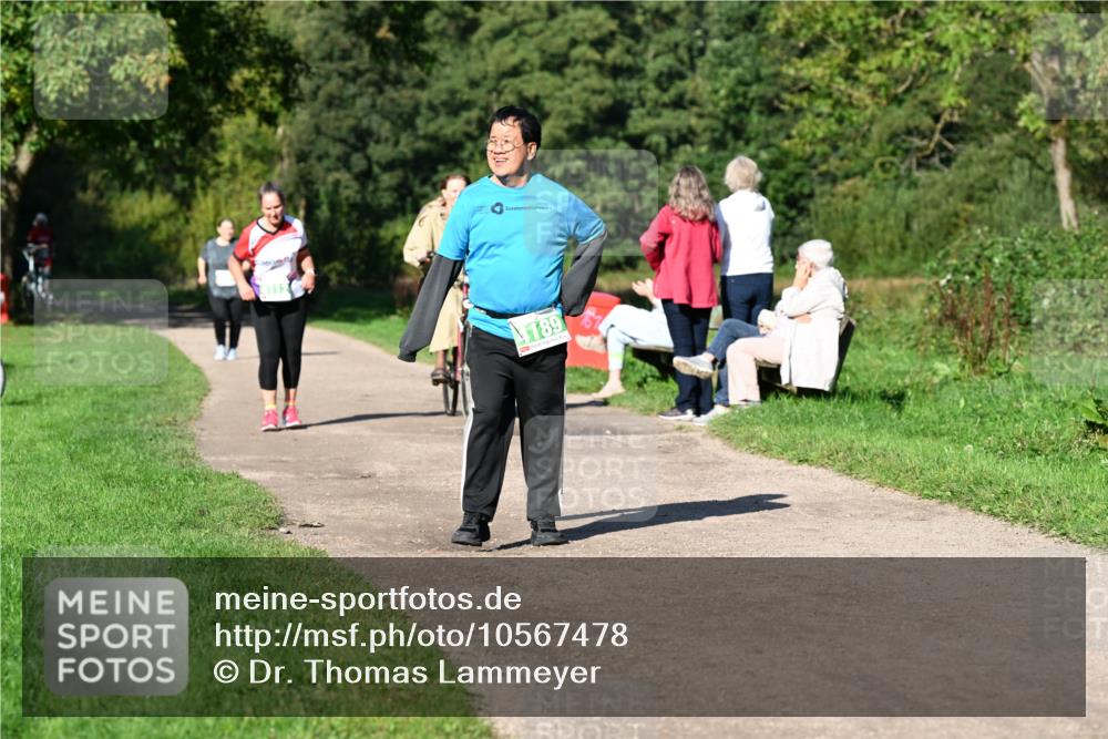 27.09.2026 - 35. Volkslauf durch das schöne Alstertal Dr. Thomas Lammeyer http://msf.ph/oto/10567478 27.09.2026 10:42:58 Laufen 4112, 189, 61 meine-sportfotos.de
