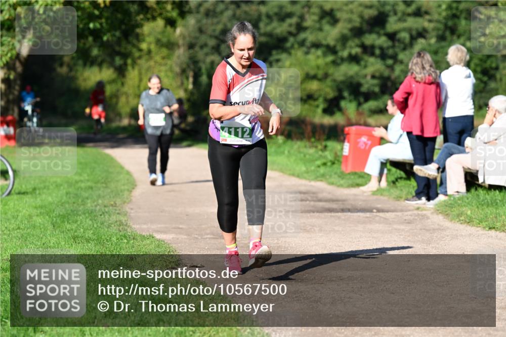 27.09.2026 - 35. Volkslauf durch das schöne Alstertal Dr. Thomas Lammeyer http://msf.ph/oto/10567500 27.09.2026 10:43:03 Laufen 4112 meine-sportfotos.de