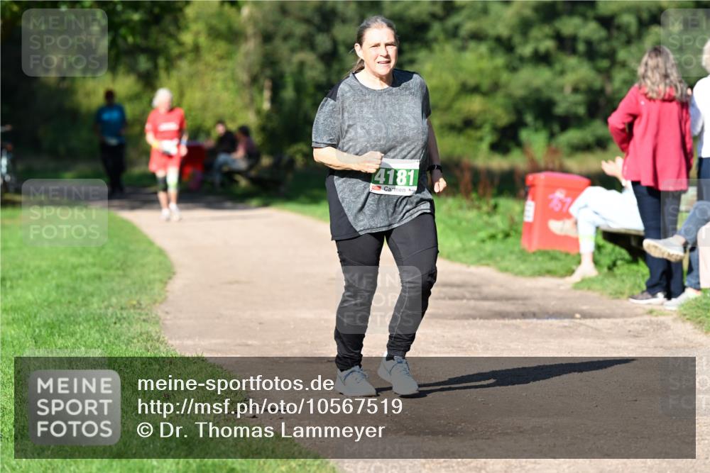 27.09.2026 - 35. Volkslauf durch das schöne Alstertal Dr. Thomas Lammeyer http://msf.ph/oto/10567519 27.09.2026 10:43:13 Laufen 4181 meine-sportfotos.de