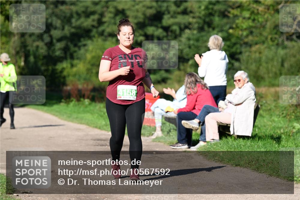 27.09.2026 - 35. Volkslauf durch das schöne Alstertal Dr. Thomas Lammeyer http://msf.ph/oto/10567592 27.09.2026 10:43:46 Laufen 4158 meine-sportfotos.de