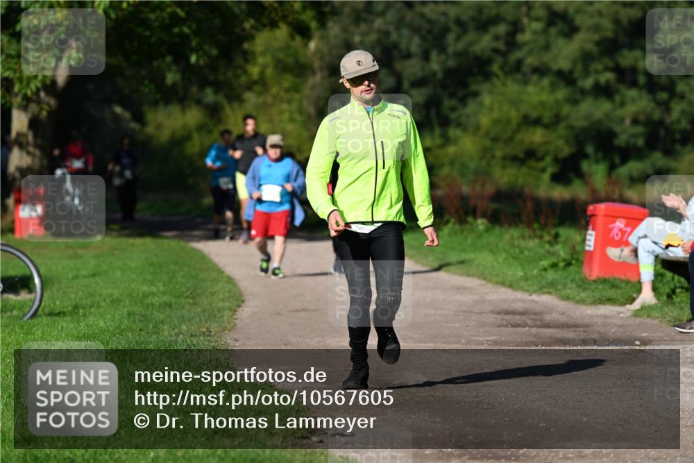 27.09.2026 - 35. Volkslauf durch das schöne Alstertal Dr. Thomas Lammeyer http://msf.ph/oto/10567605 27.09.2026 10:43:56 Laufen  meine-sportfotos.de
