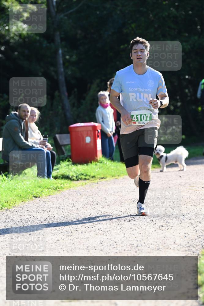 27.09.2026 - 35. Volkslauf durch das schöne Alstertal Dr. Thomas Lammeyer http://msf.ph/oto/10567645 27.09.2026 10:46:59 Laufen 4107 meine-sportfotos.de