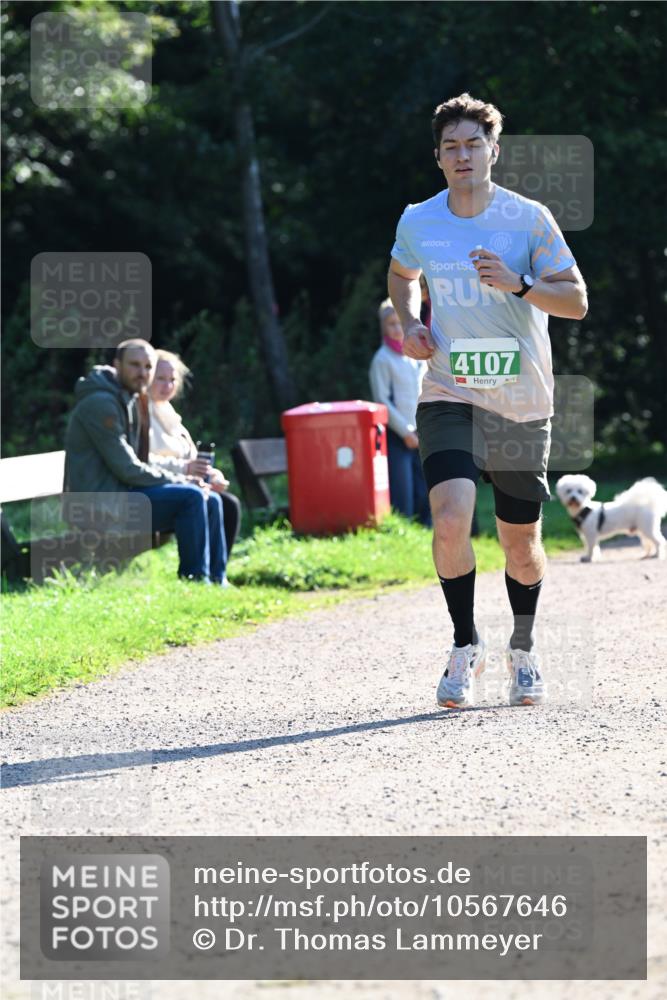 27.09.2026 - 35. Volkslauf durch das schöne Alstertal Dr. Thomas Lammeyer http://msf.ph/oto/10567646 27.09.2026 10:46:59 Laufen 4107 meine-sportfotos.de