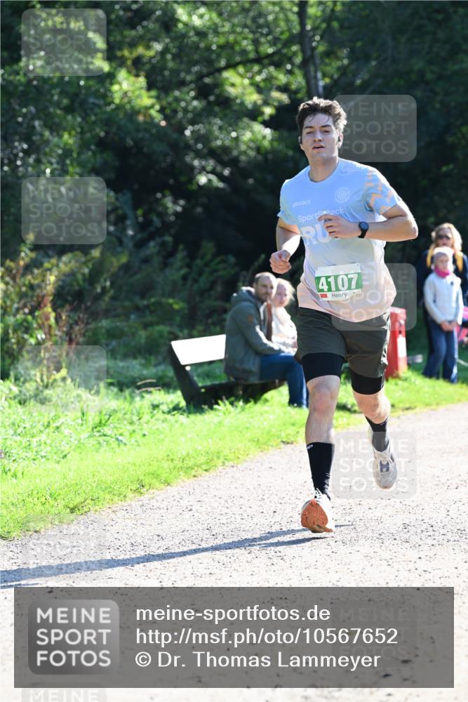 27.09.2026 - 35. Volkslauf durch das schöne Alstertal Dr. Thomas Lammeyer http://msf.ph/oto/10567652 27.09.2026 10:47:00 Laufen 4107 meine-sportfotos.de