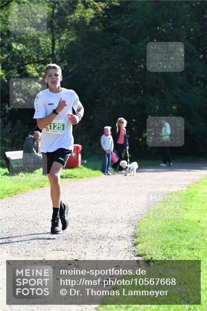 27.09.2026 - 35. Volkslauf durch das schöne Alstertal Dr. Thomas Lammeyer http://msf.ph/oto/10567668 27.09.2026 10:47:05 Laufen 4125 meine-sportfotos.de