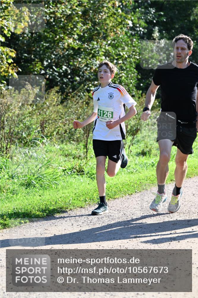 27.09.2026 - 35. Volkslauf durch das schöne Alstertal Dr. Thomas Lammeyer http://msf.ph/oto/10567673 27.09.2026 10:47:21 Laufen 4126 meine-sportfotos.de