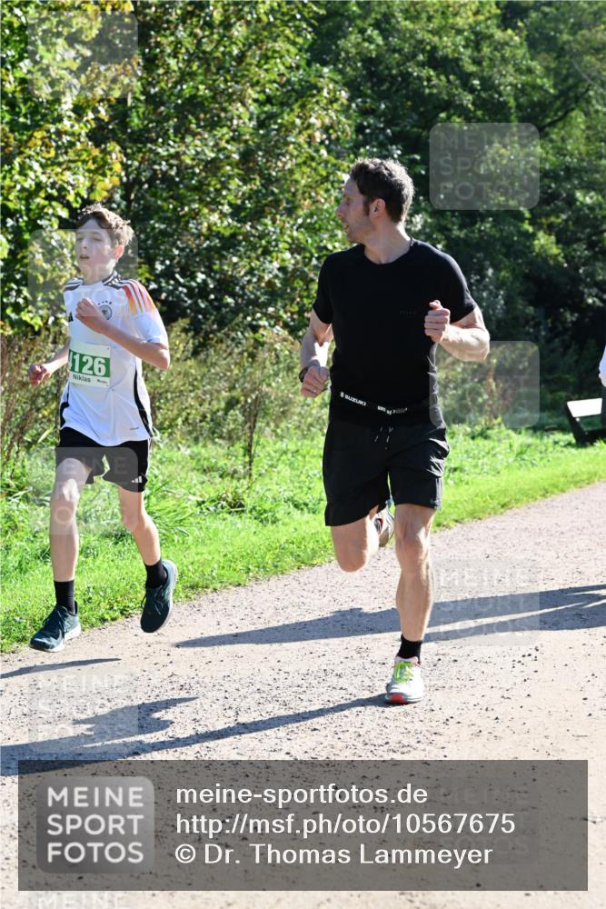 27.09.2026 - 35. Volkslauf durch das schöne Alstertal Dr. Thomas Lammeyer http://msf.ph/oto/10567675 27.09.2026 10:47:21 Laufen 126 meine-sportfotos.de