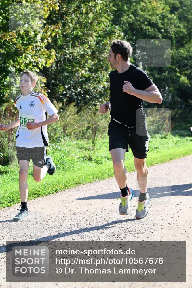 27.09.2026 - 35. Volkslauf durch das schöne Alstertal Dr. Thomas Lammeyer http://msf.ph/oto/10567676 27.09.2026 10:47:21 Laufen 12 meine-sportfotos.de