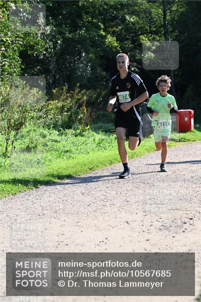 27.09.2026 - 35. Volkslauf durch das schöne Alstertal Dr. Thomas Lammeyer http://msf.ph/oto/10567685 27.09.2026 10:47:28 Laufen 4074, 4119 meine-sportfotos.de