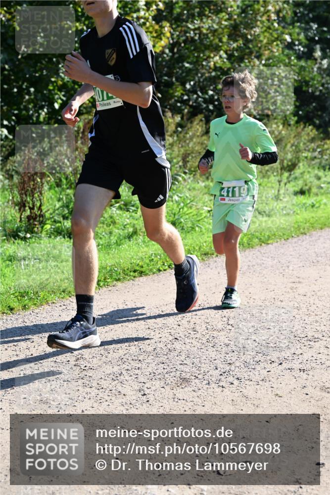 27.09.2026 - 35. Volkslauf durch das schöne Alstertal Dr. Thomas Lammeyer http://msf.ph/oto/10567698 27.09.2026 10:47:30 Laufen  meine-sportfotos.de
