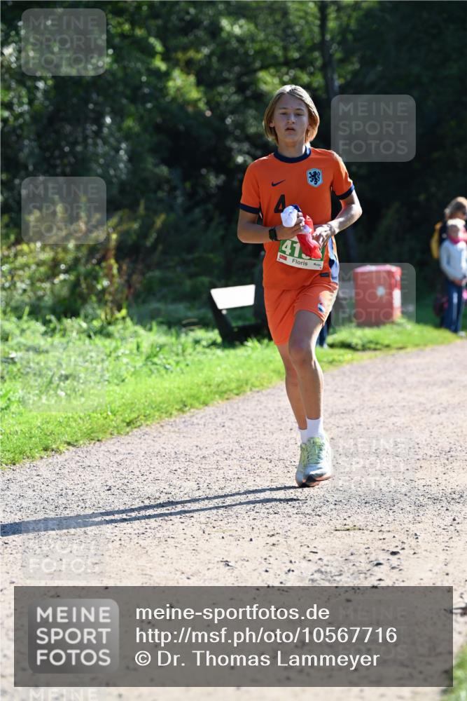 27.09.2026 - 35. Volkslauf durch das schöne Alstertal Dr. Thomas Lammeyer http://msf.ph/oto/10567716 27.09.2026 10:47:45 Laufen 141 meine-sportfotos.de