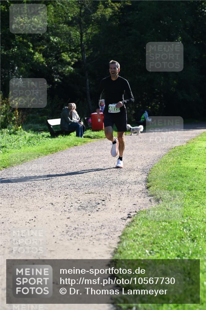 27.09.2026 - 35. Volkslauf durch das schöne Alstertal Dr. Thomas Lammeyer http://msf.ph/oto/10567730 27.09.2026 10:48:03 Laufen 407 meine-sportfotos.de