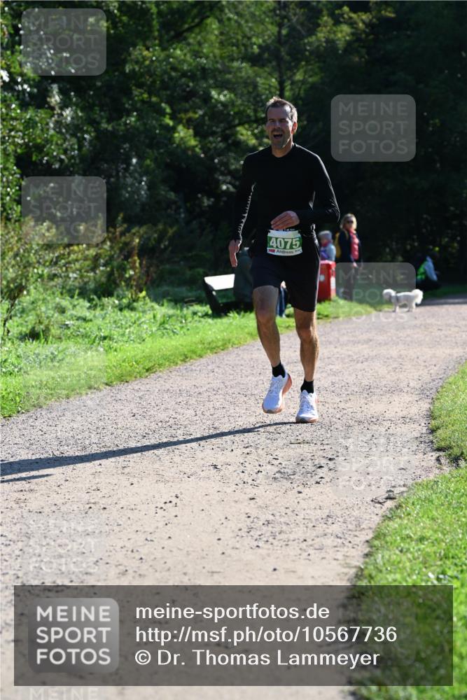 27.09.2026 - 35. Volkslauf durch das schöne Alstertal Dr. Thomas Lammeyer http://msf.ph/oto/10567736 27.09.2026 10:48:04 Laufen 4075 meine-sportfotos.de
