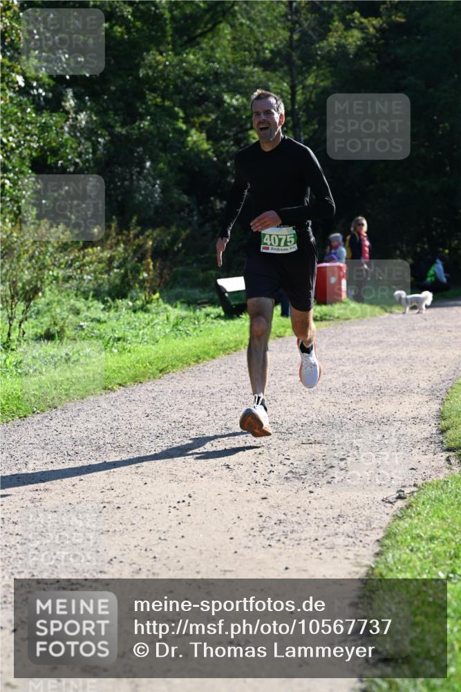 27.09.2026 - 35. Volkslauf durch das schöne Alstertal Dr. Thomas Lammeyer http://msf.ph/oto/10567737 27.09.2026 10:48:04 Laufen 4075 meine-sportfotos.de