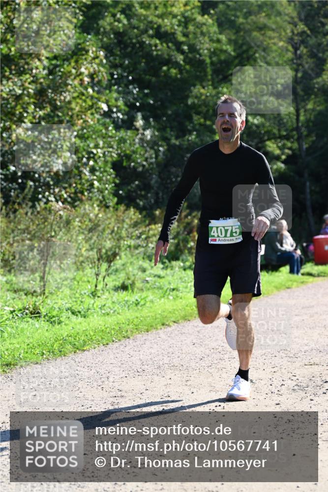 27.09.2026 - 35. Volkslauf durch das schöne Alstertal Dr. Thomas Lammeyer http://msf.ph/oto/10567741 27.09.2026 10:48:05 Laufen 4075 meine-sportfotos.de