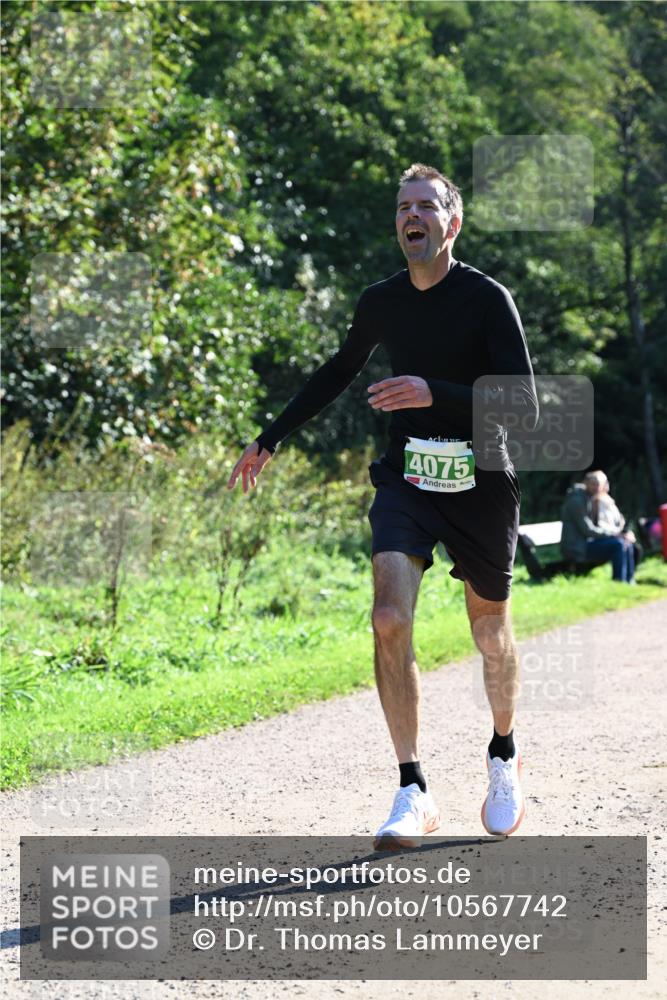 27.09.2026 - 35. Volkslauf durch das schöne Alstertal Dr. Thomas Lammeyer http://msf.ph/oto/10567742 27.09.2026 10:48:05 Laufen 4075 meine-sportfotos.de