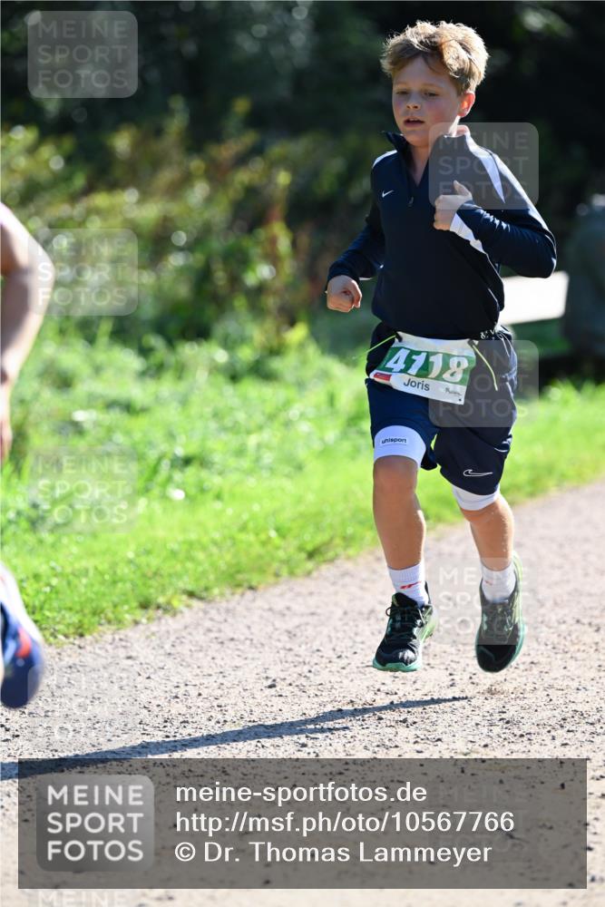 27.09.2026 - 35. Volkslauf durch das schöne Alstertal Dr. Thomas Lammeyer http://msf.ph/oto/10567766 27.09.2026 10:48:24 Laufen 4118 meine-sportfotos.de