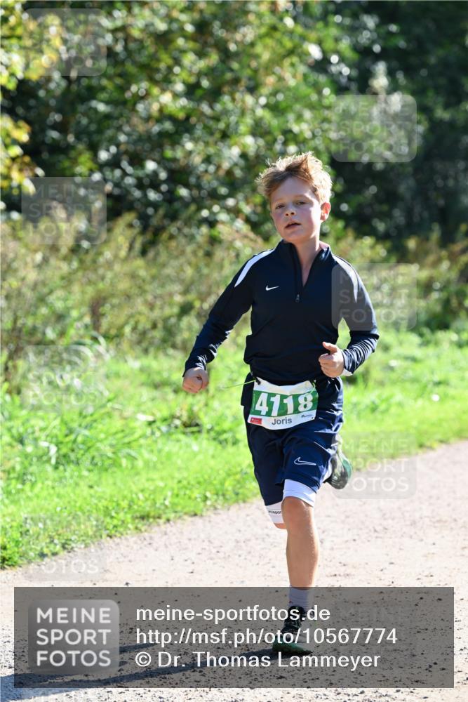 27.09.2026 - 35. Volkslauf durch das schöne Alstertal Dr. Thomas Lammeyer http://msf.ph/oto/10567774 27.09.2026 10:48:25 Laufen 4118 meine-sportfotos.de