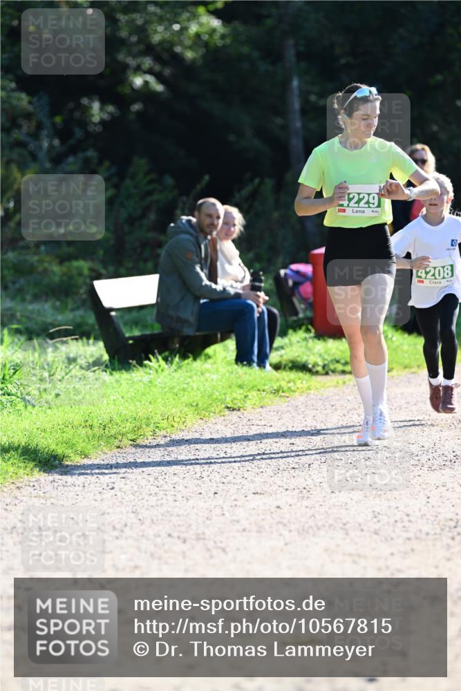 27.09.2026 - 35. Volkslauf durch das schöne Alstertal Dr. Thomas Lammeyer http://msf.ph/oto/10567815 27.09.2026 10:48:44 Laufen 229, 4208 meine-sportfotos.de