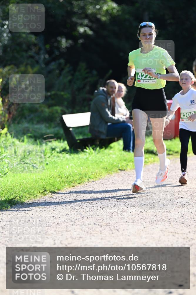 27.09.2026 - 34. Volkslauf durch das schöne Alstertal Dr. Thomas Lammeyer http://msf.ph/oto/10567818 27.09.2026 10:48:45 Laufen 4225, 0, 4200 meine-sportfotos.de