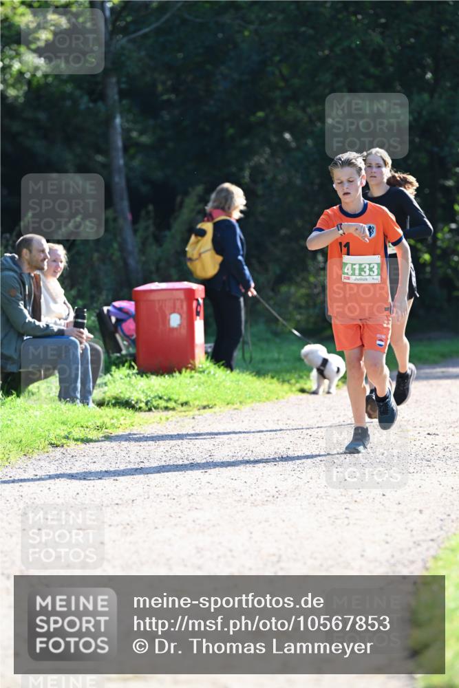 27.09.2026 - 35. Volkslauf durch das schöne Alstertal Dr. Thomas Lammeyer http://msf.ph/oto/10567853 27.09.2026 10:49:04 Laufen 4133 meine-sportfotos.de