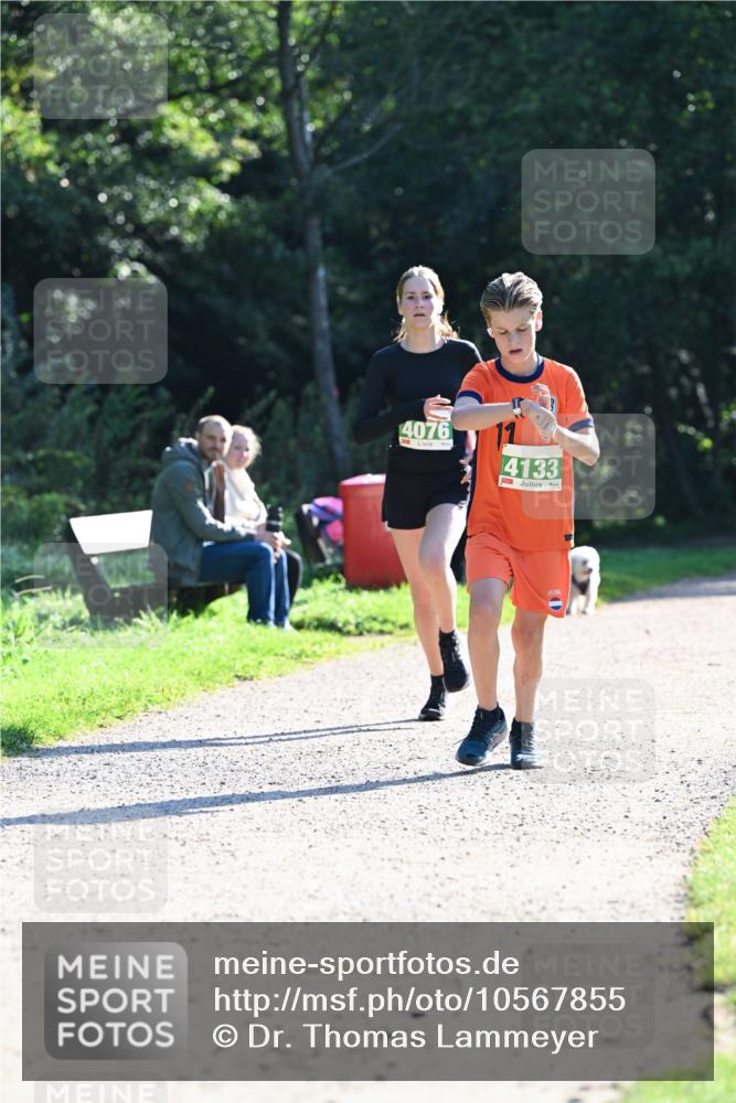 27.09.2026 - 35. Volkslauf durch das schöne Alstertal Dr. Thomas Lammeyer http://msf.ph/oto/10567855 27.09.2026 10:49:05 Laufen 4076, 4133 meine-sportfotos.de