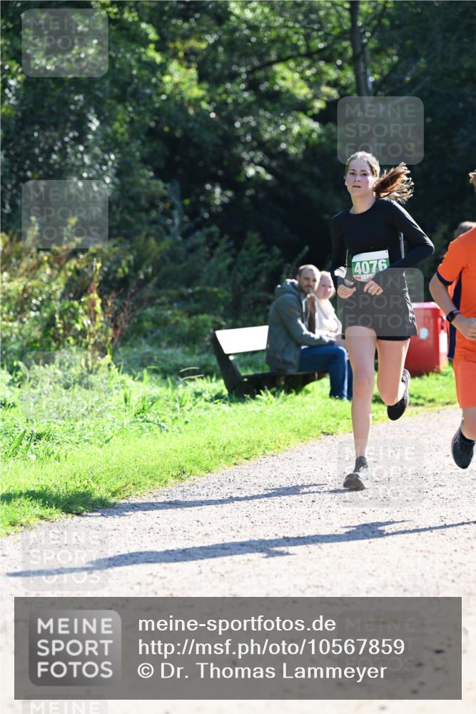 27.09.2026 - 35. Volkslauf durch das schöne Alstertal Dr. Thomas Lammeyer http://msf.ph/oto/10567859 27.09.2026 10:49:06 Laufen 4076 meine-sportfotos.de