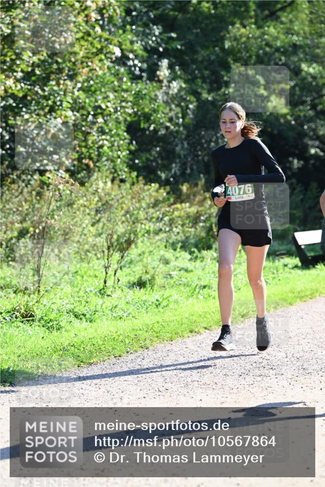 27.09.2026 - 35. Volkslauf durch das schöne Alstertal Dr. Thomas Lammeyer http://msf.ph/oto/10567864 27.09.2026 10:49:07 Laufen 4076 meine-sportfotos.de