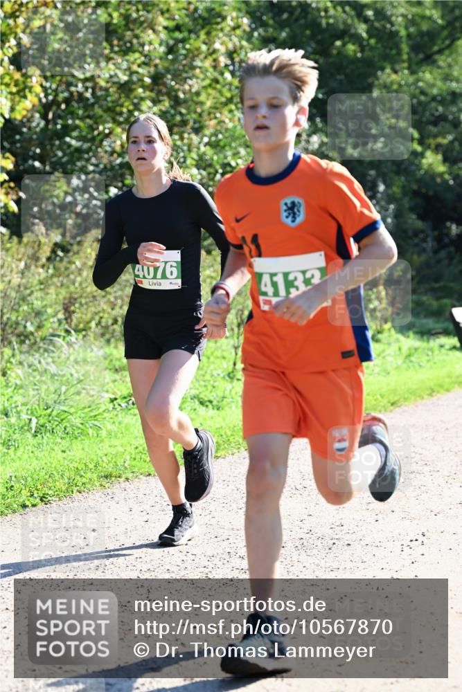 27.09.2026 - 35. Volkslauf durch das schöne Alstertal Dr. Thomas Lammeyer http://msf.ph/oto/10567870 27.09.2026 10:49:08 Laufen 4076, 132 meine-sportfotos.de